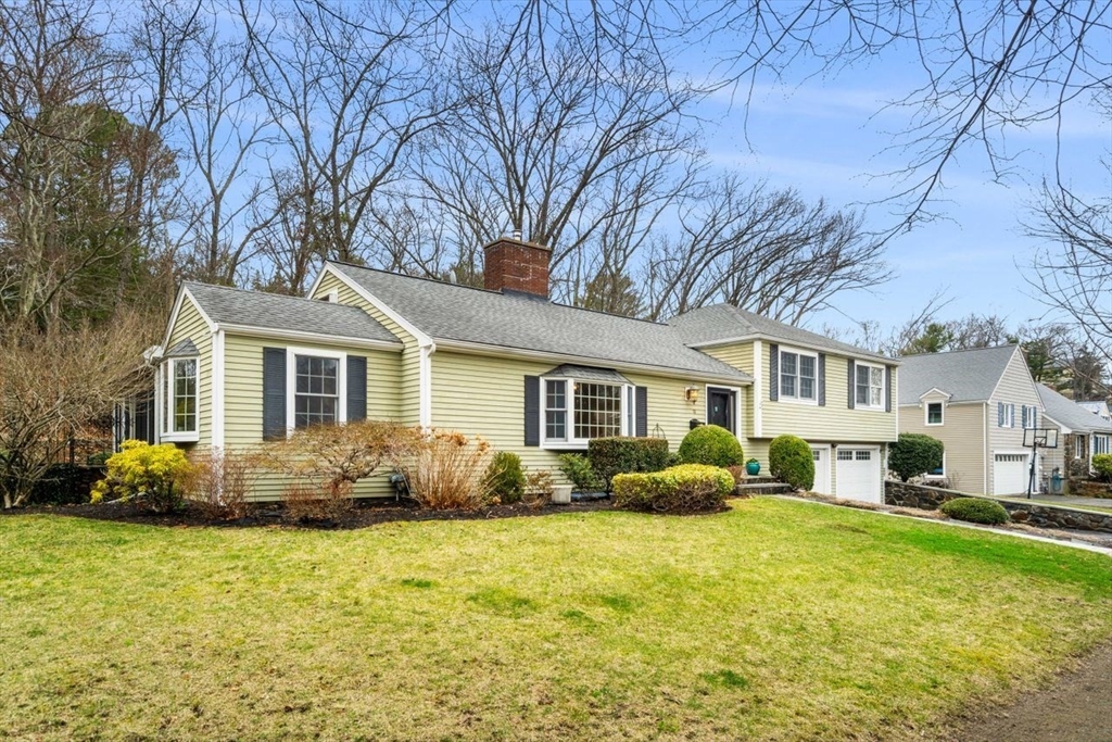 16 Shorewood Rd