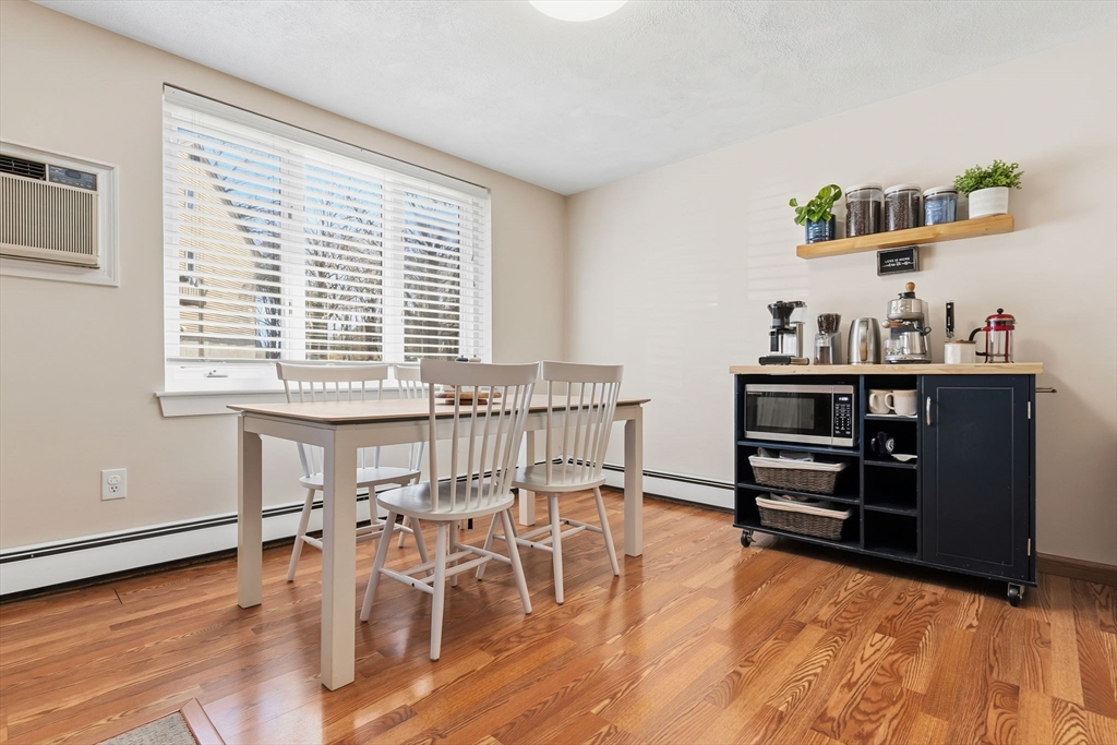 25 Casablanca Ct 25
