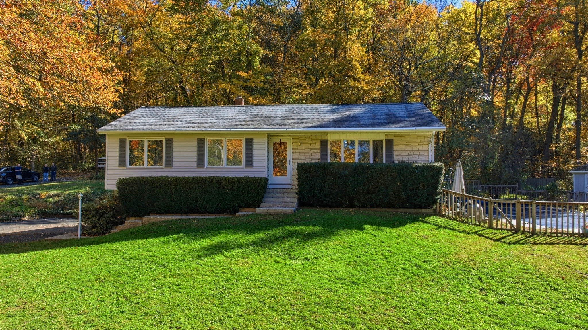 20 Sullivan Ln, South Hadley, MA Photo #1
