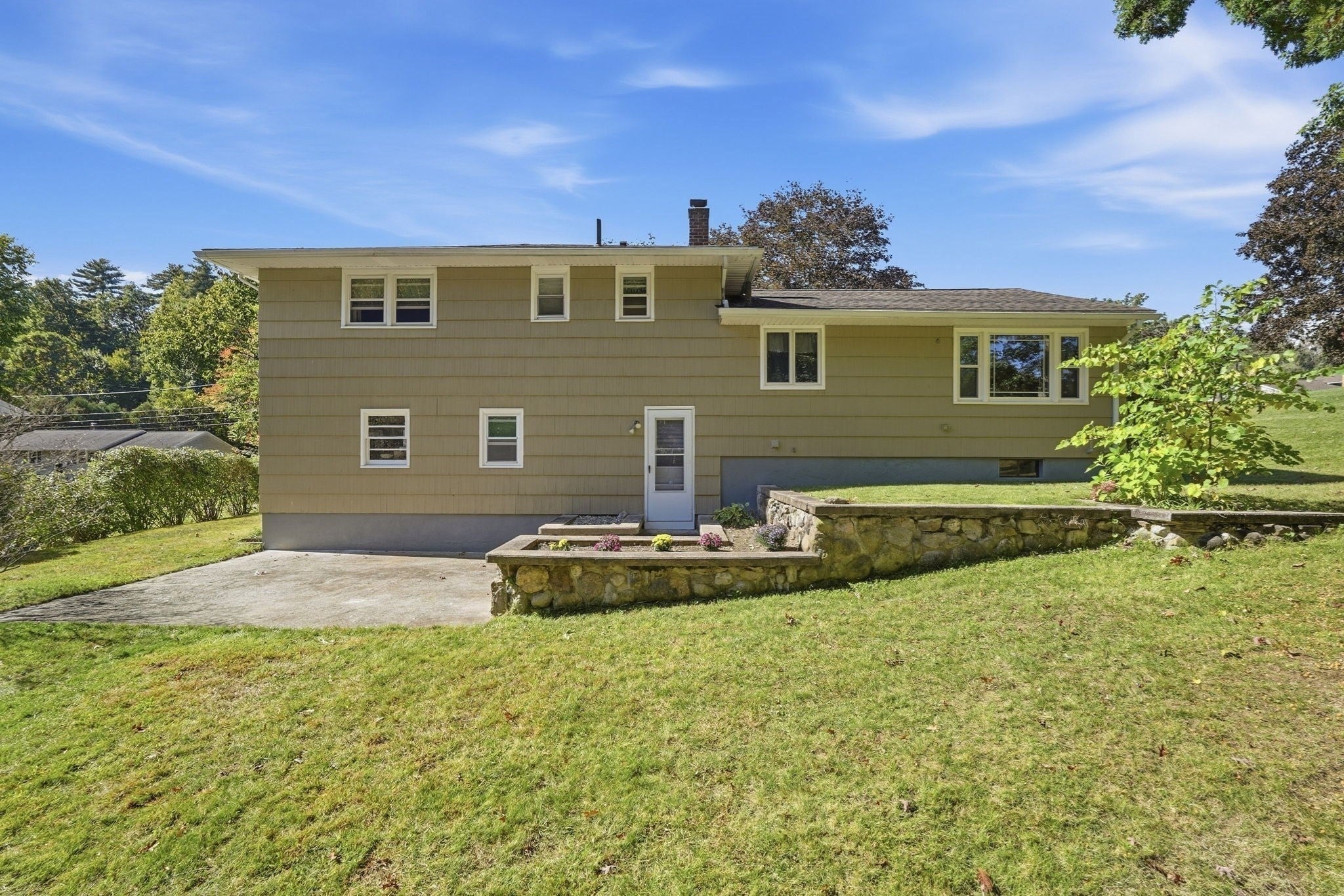71 Woodside Rd, Ludlow, MA, 71 Woodside Rd, Ludlow, MA Photo #6