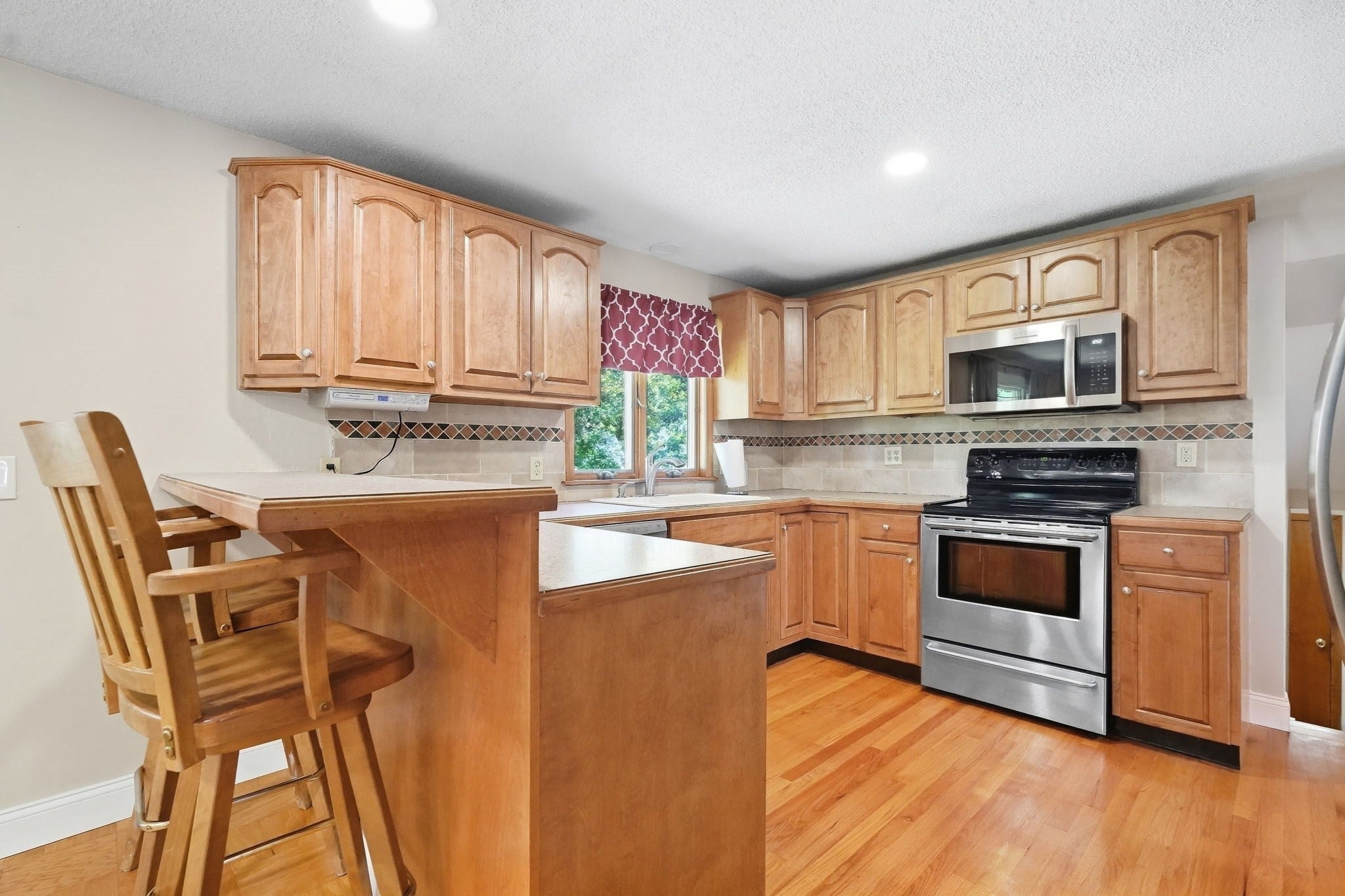71 Woodside Rd, Ludlow, MA, 71 Woodside Rd, Ludlow, MA Photo #18