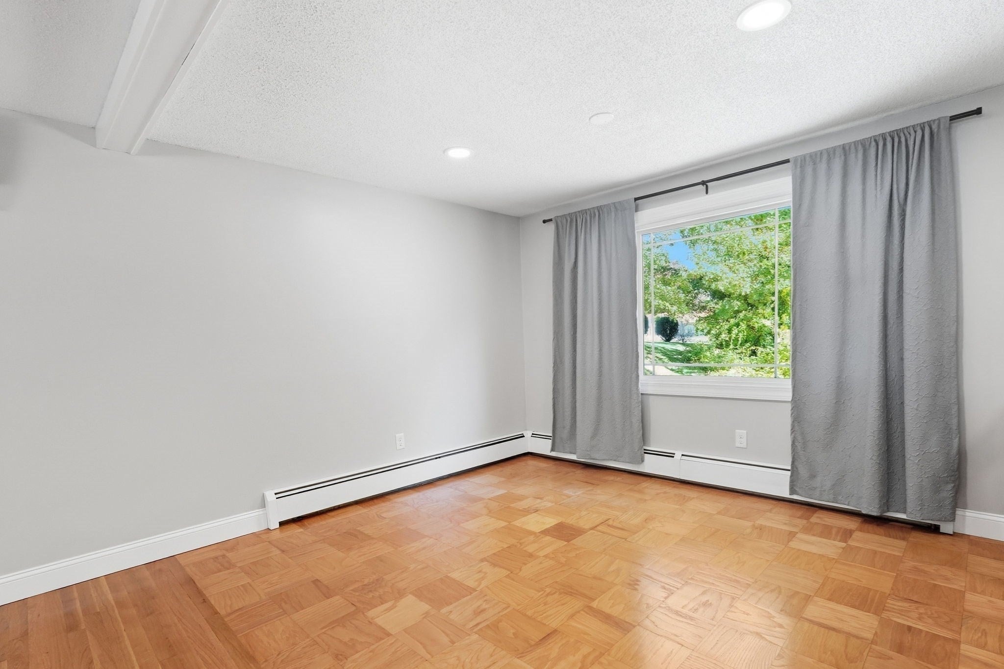 71 Woodside Rd, Ludlow, MA, 71 Woodside Rd, Ludlow, MA Photo #11