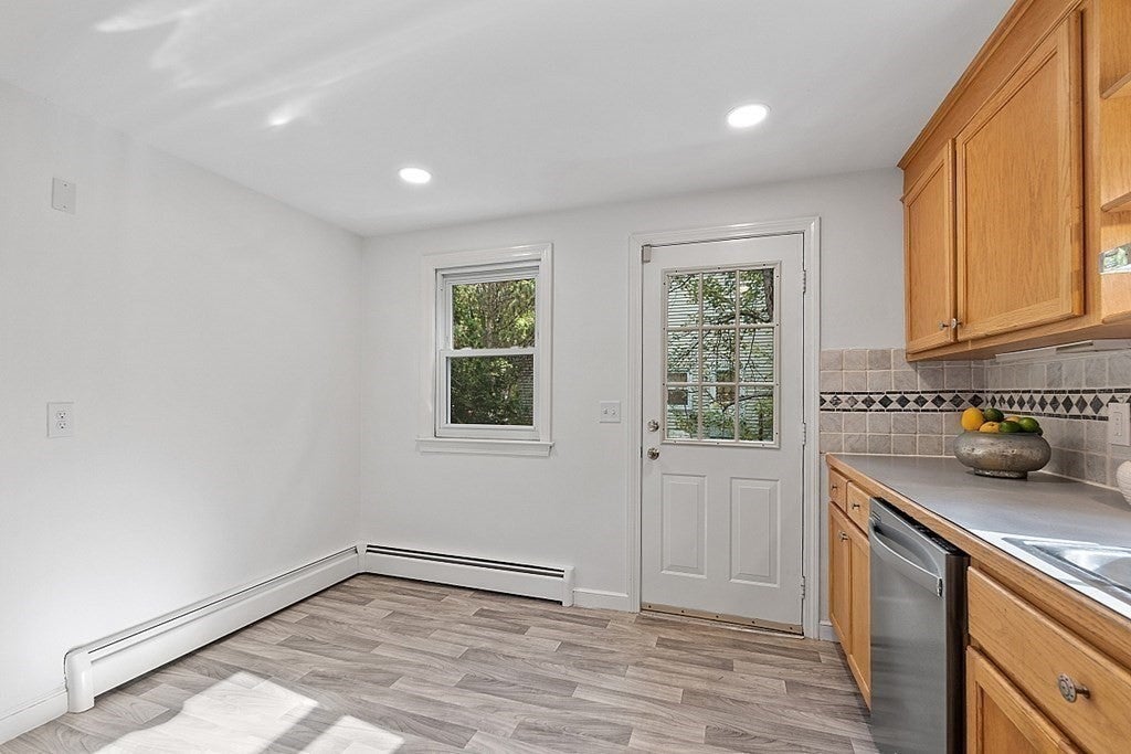 7 Sunnyside Ave, Wellesley, MA, 7 Sunnyside Ave, Wellesley, MA Photo #8