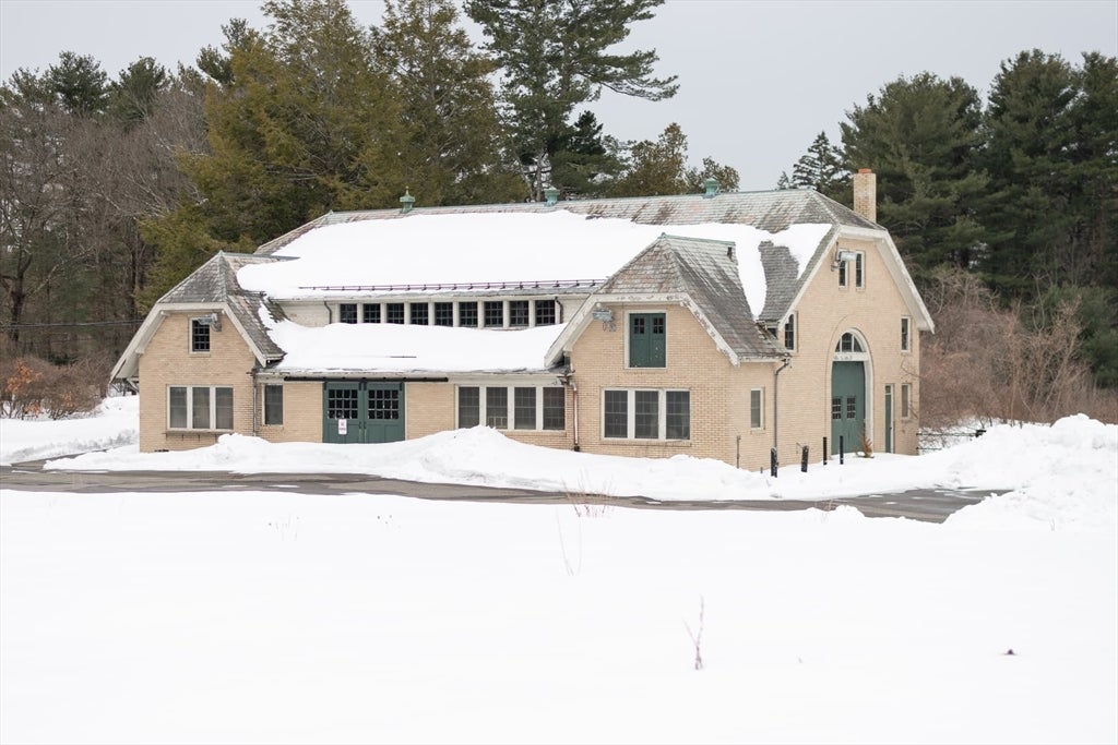 135 Wellesley Street