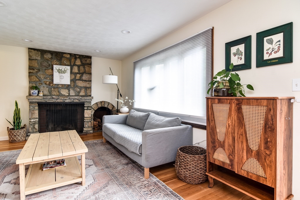 74 White Terrace, Marlborough, MA Photo #2