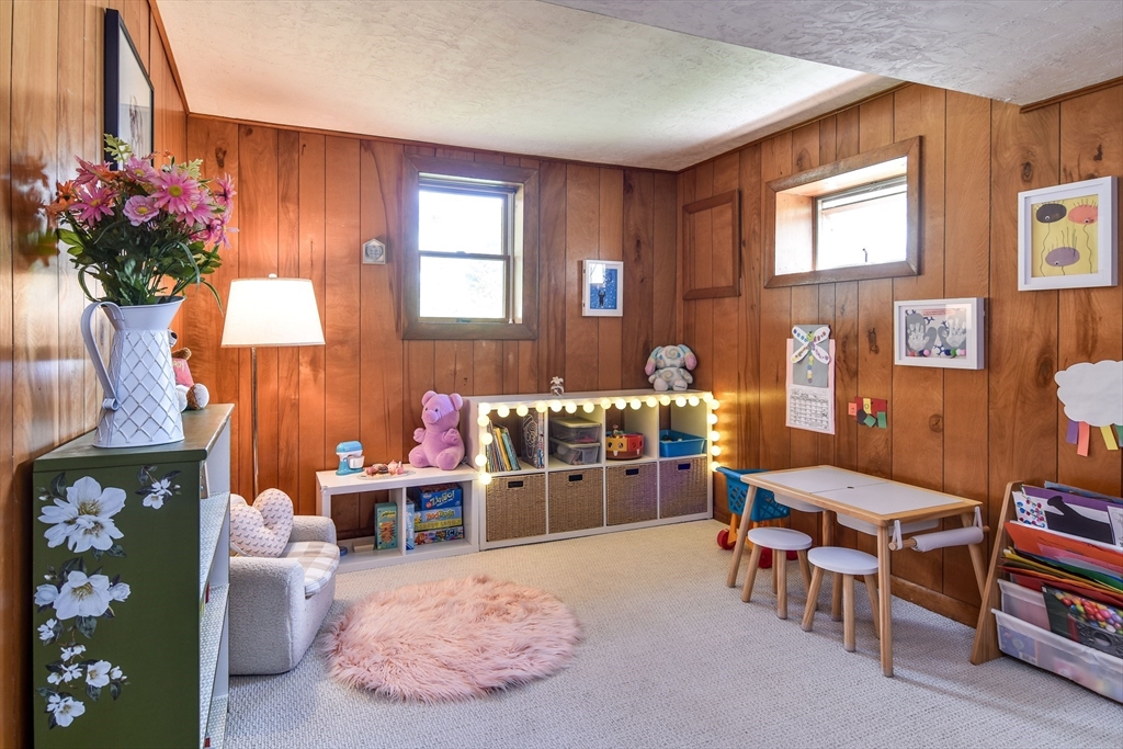 74 White Terrace, Marlborough, MA Photo #21