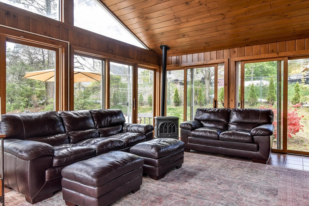 74 White Terrace, Marlborough, MA Photo #10