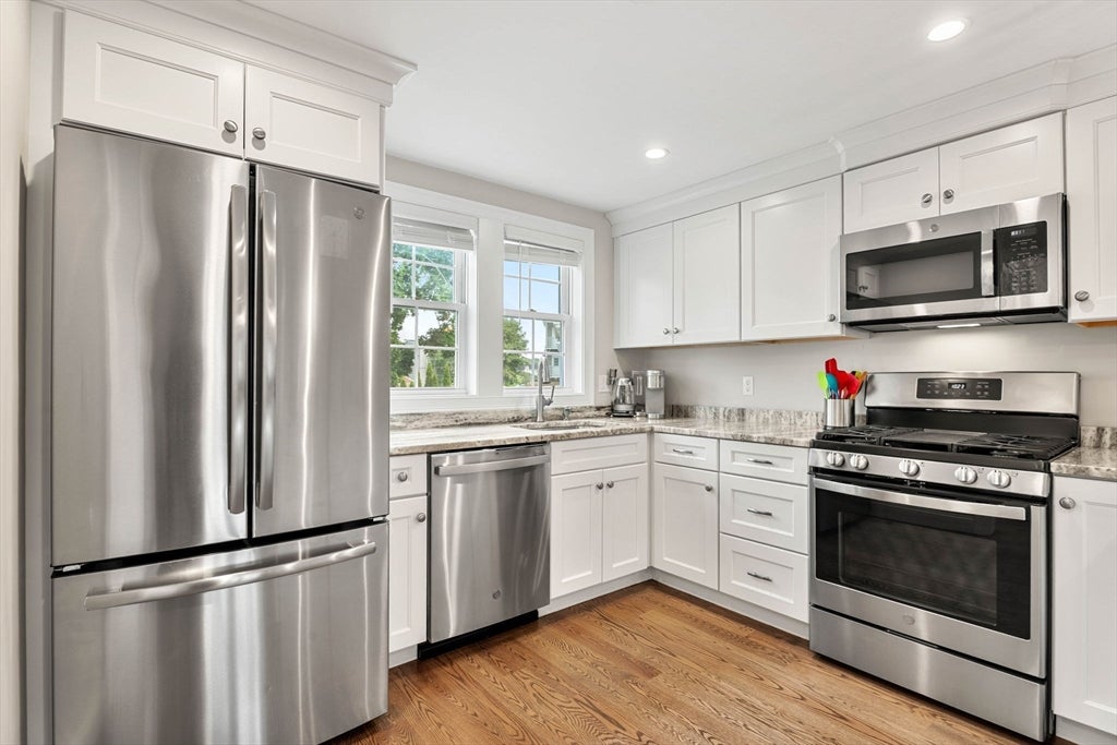 34 Beckford St #D, Beverly, MA Photo #6