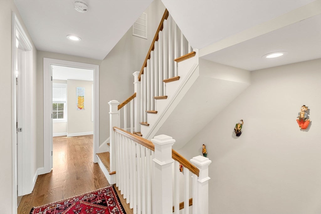 34 Beckford St #D, Beverly, MA Photo #17