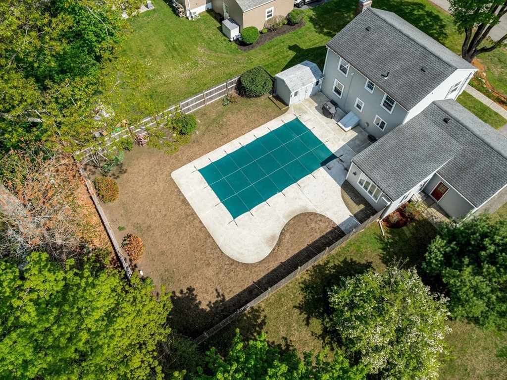 43 Meadow Ln