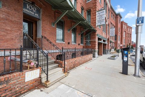 Photo of 100 Grove St #110-Ecoo, Worcester, MA 01605 (MLS # 73459048)