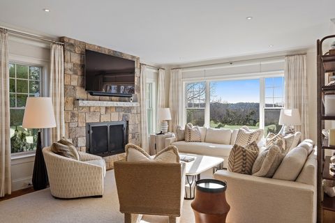 Photo of 56 Crescent Rd #56, Needham, MA 02494 (MLS # 73496375)