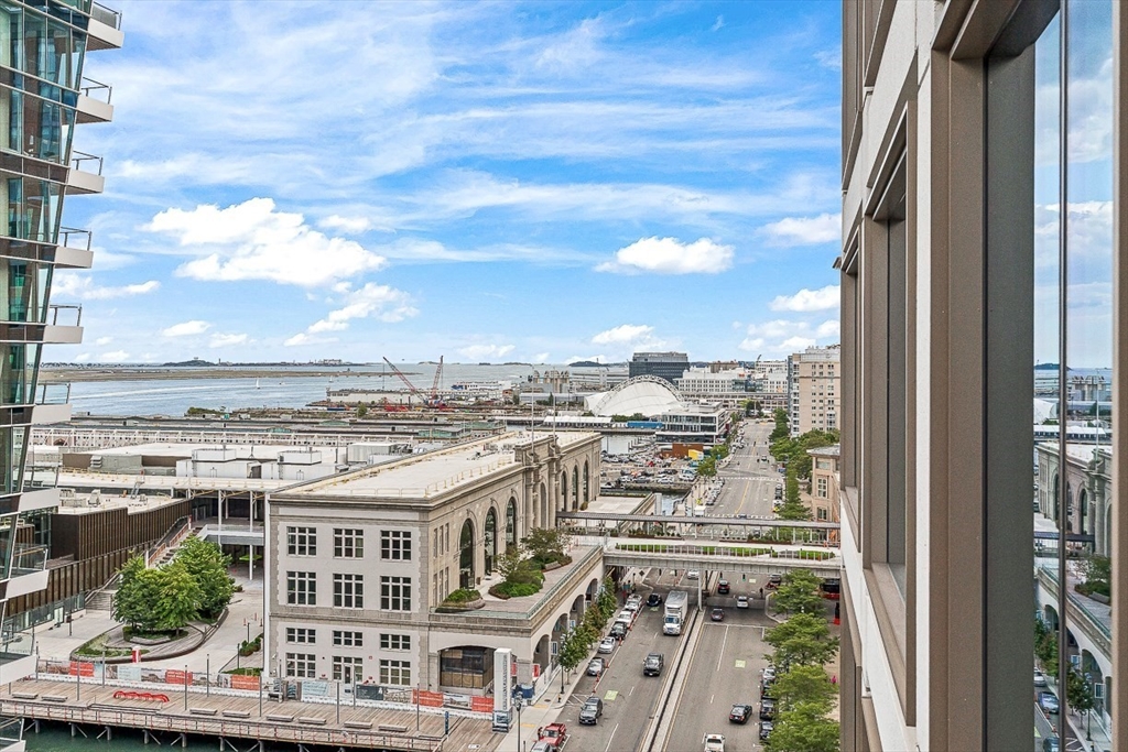 133 Seaport Blvd 1516