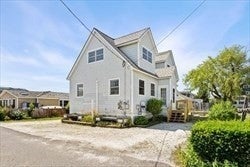 8 58th St #1, Newburyport, MA Photo #2