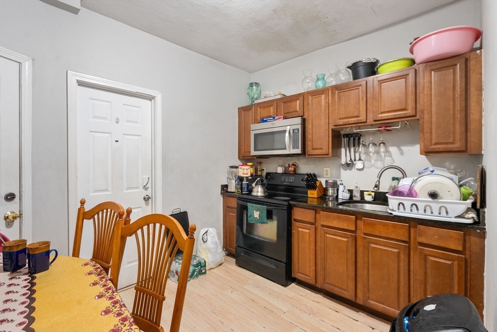 39-41 Shawmut St