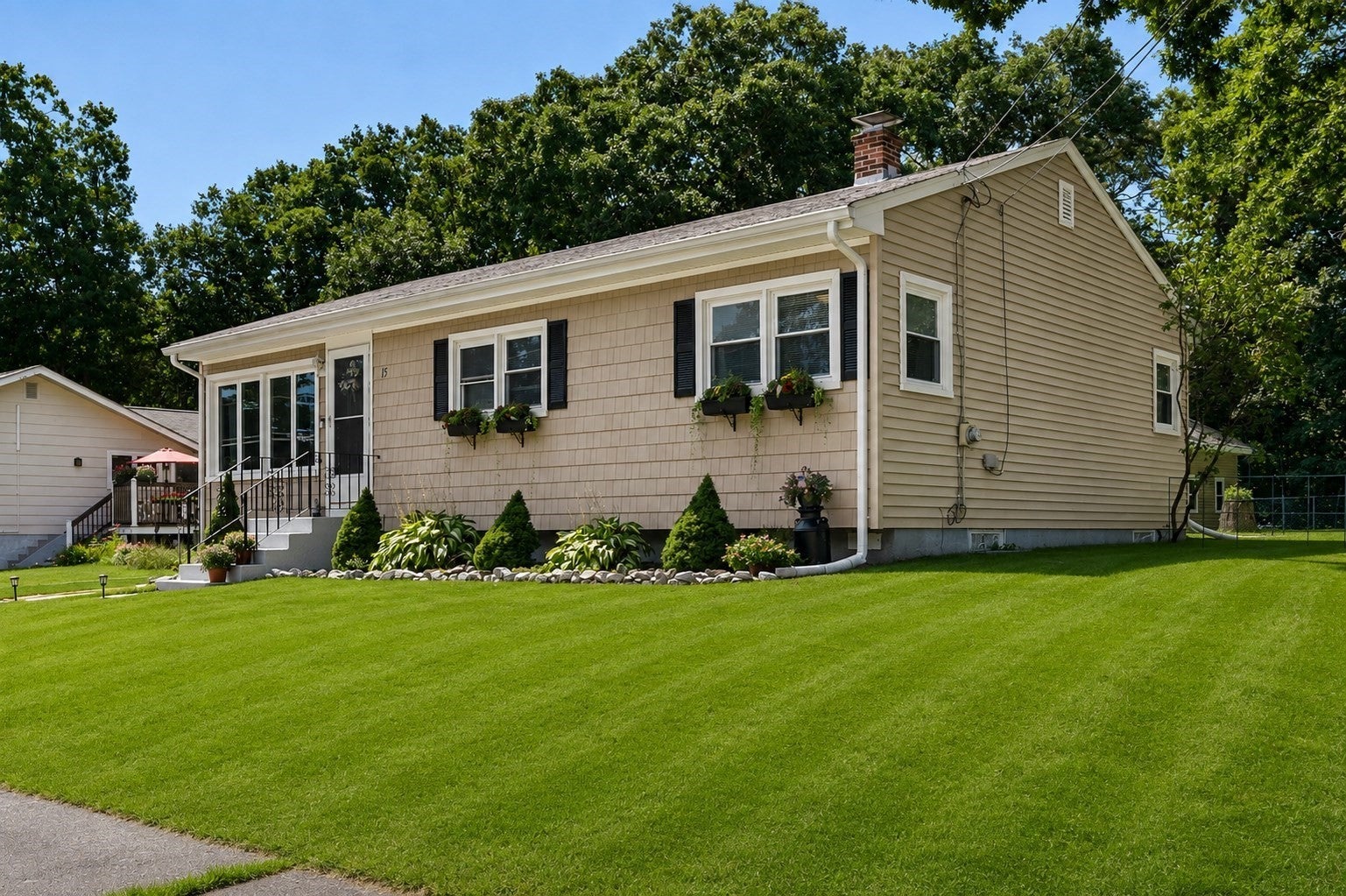 15 Dawes St, Blackstone, MA, 15 Dawes St, Blackstone, MA Photo #27