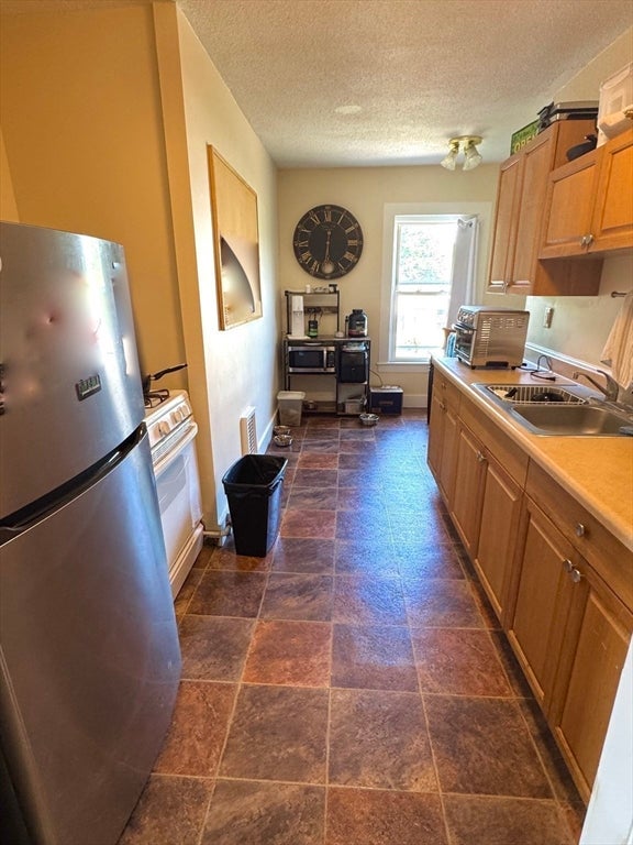 55 Northampton St, Easthampton, MA, 55 Northampton St, Easthampton, MA Photo #16