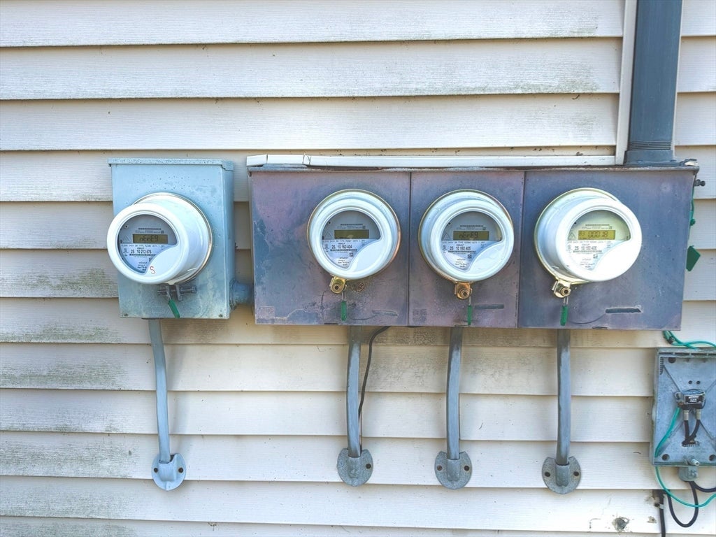 55 Northampton St, Easthampton, MA, 55 Northampton St, Easthampton, MA Photo #37