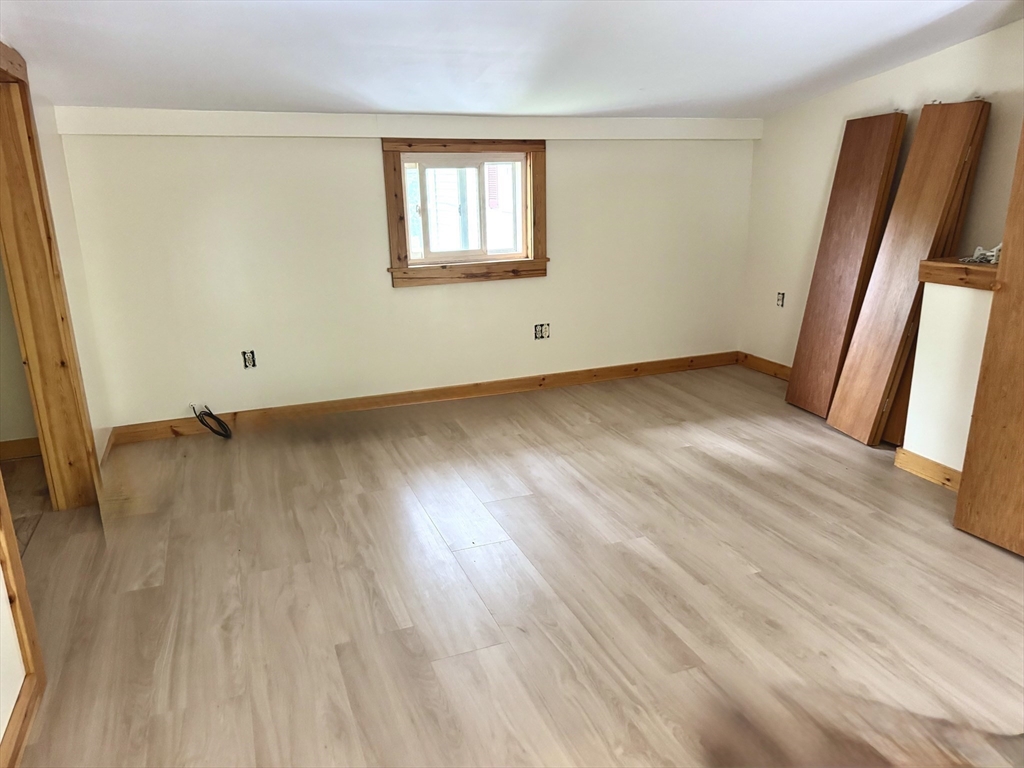 55 Northampton St, Easthampton, MA, 55 Northampton St, Easthampton, MA Photo #24