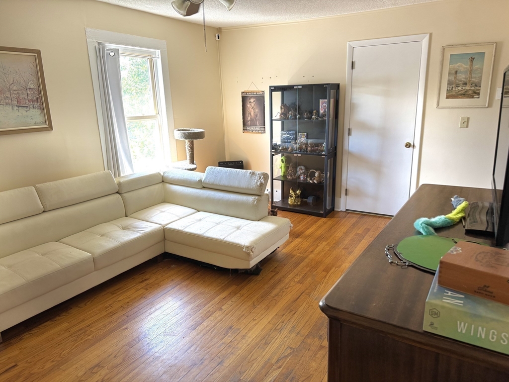 55 Northampton St, Easthampton, MA, 55 Northampton St, Easthampton, MA Photo #14