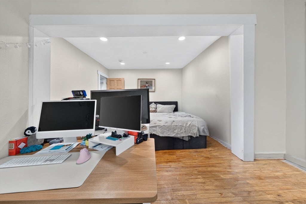 16 Svenson Ave #1, Worcester, MA Photo #17