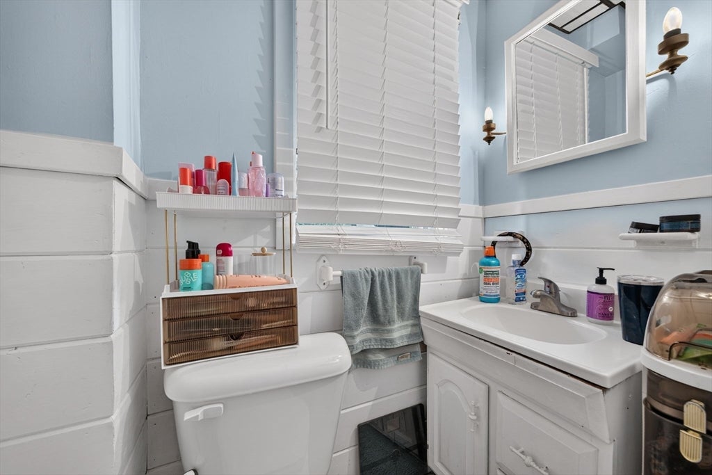 16 Svenson Ave #1, Worcester, MA Photo #19