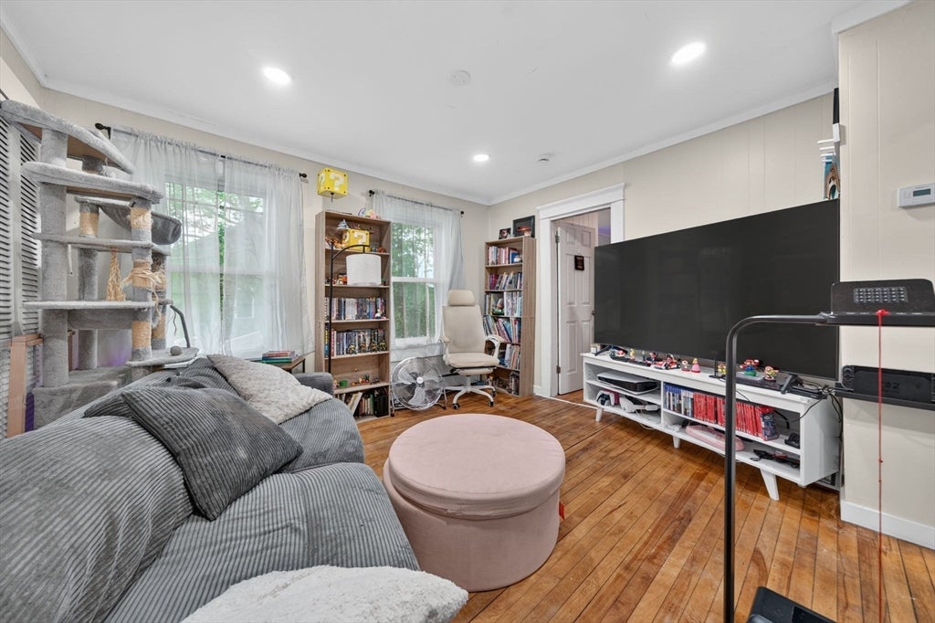 16 Svenson Ave #1, Worcester, MA Photo #11