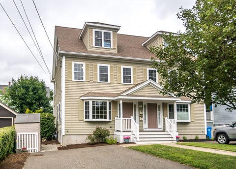 Photo of 16 Peirce Street #1, Waltham, MA 02453 (MLS # 73557059)