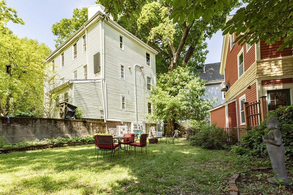 51 Creighton Street 3