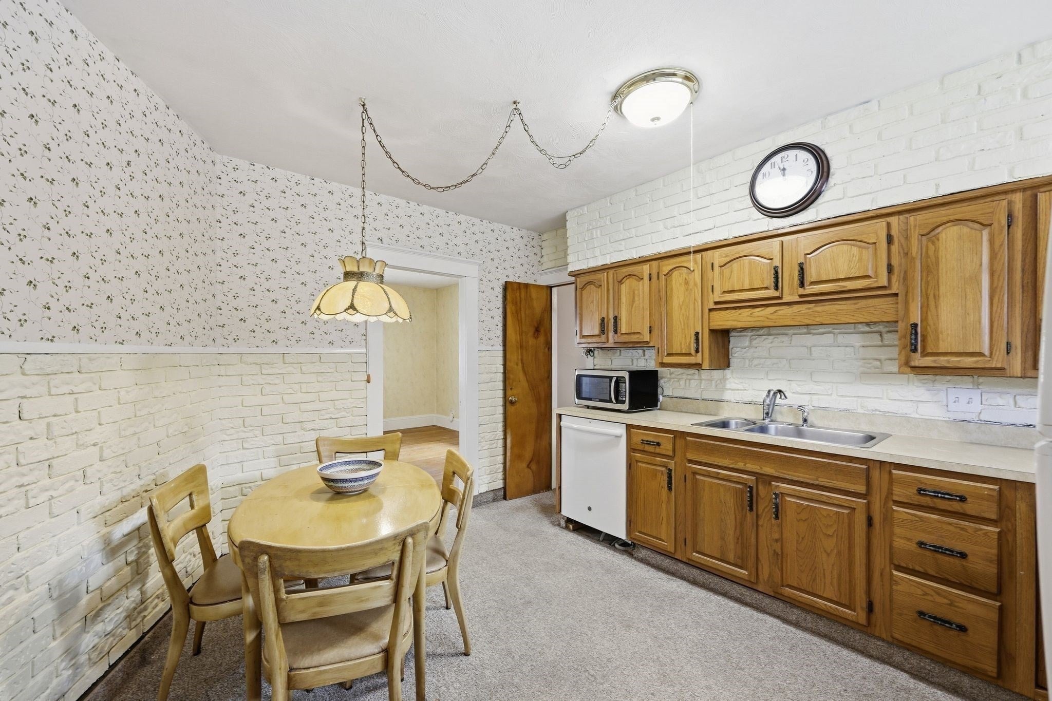 35 Rimmon Ave, Springfield, MA, 35 Rimmon Ave, Springfield, MA Photo #17