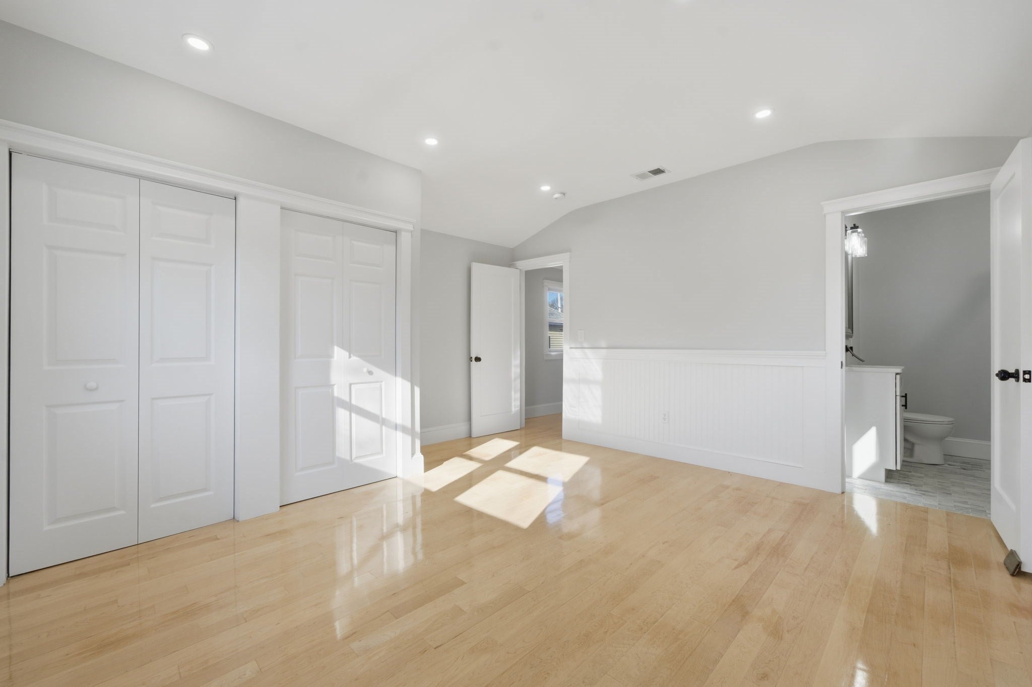 442 High St, Dedham, MA Photo #12