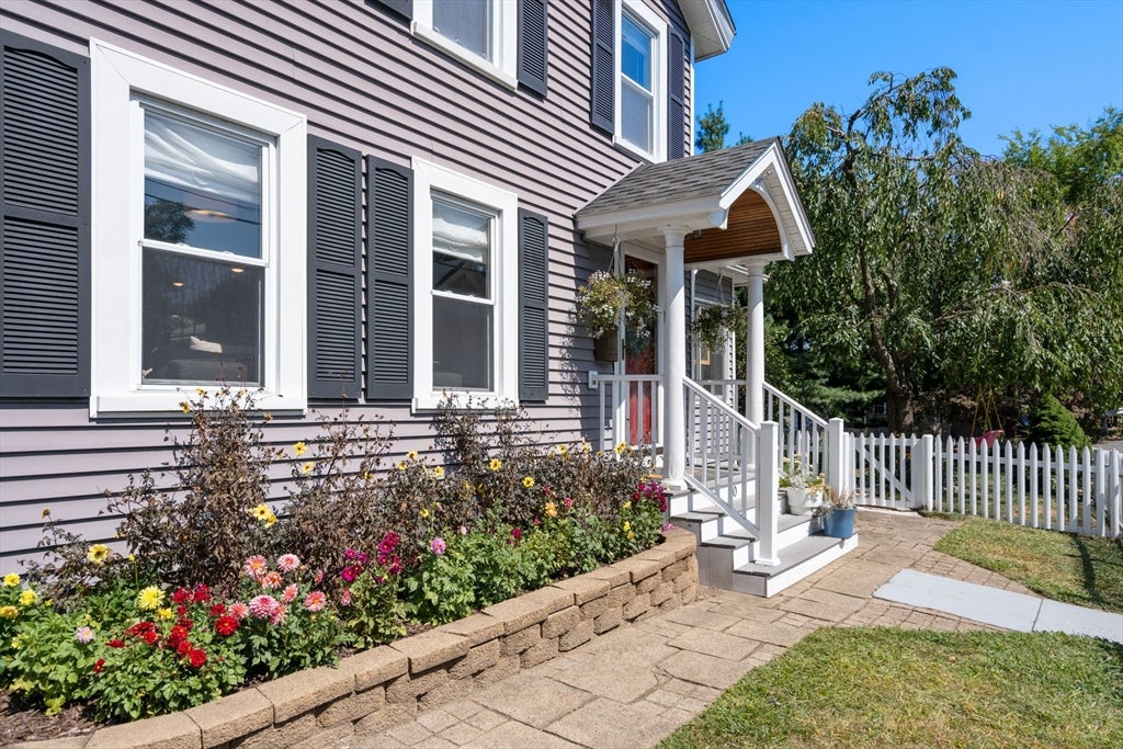 20 Curve St