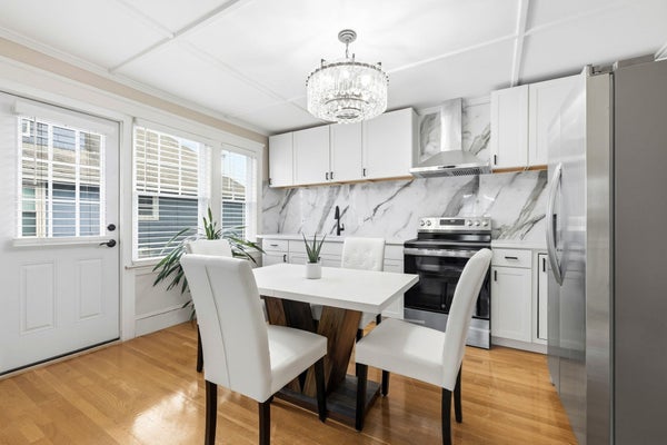 204 EASTERN AVE, LYNN, MA 01902 - Image 3ab5d9a06dad9d76c8b20a00de5cebb1/4207833820