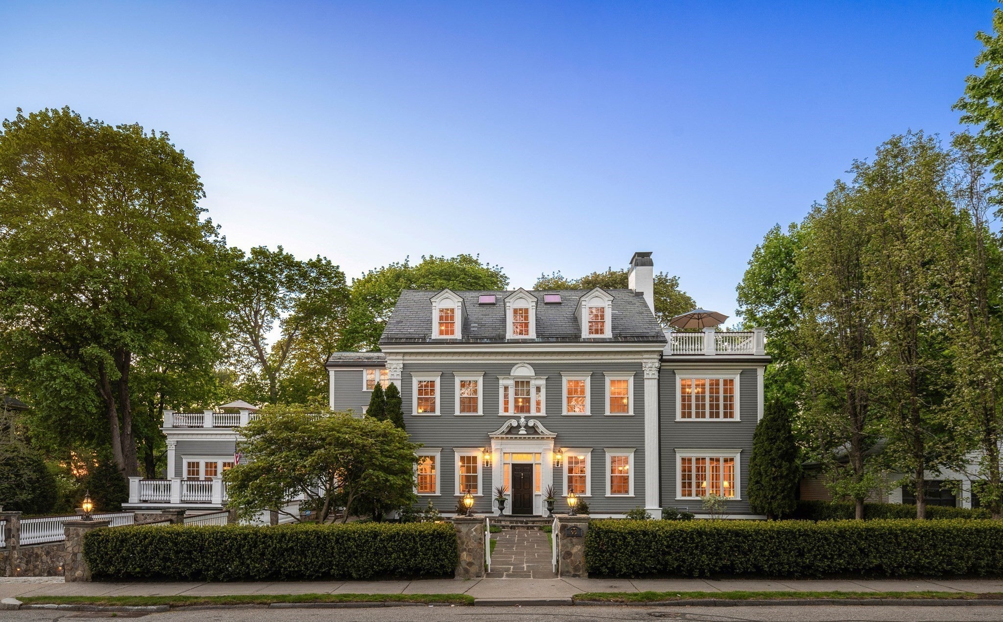 95 Temple St, Newton, MA Photo #2