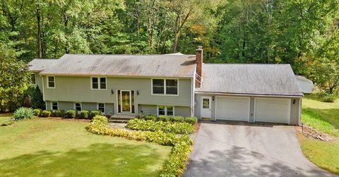 205 Beaman Rd Sterling MA 01564