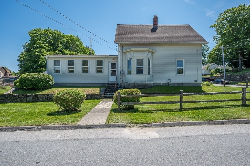 107 Alvarado Ave