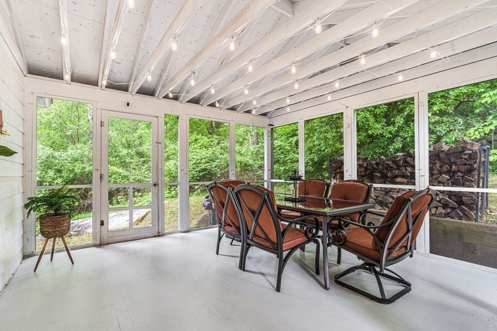 23 Cherokee Road