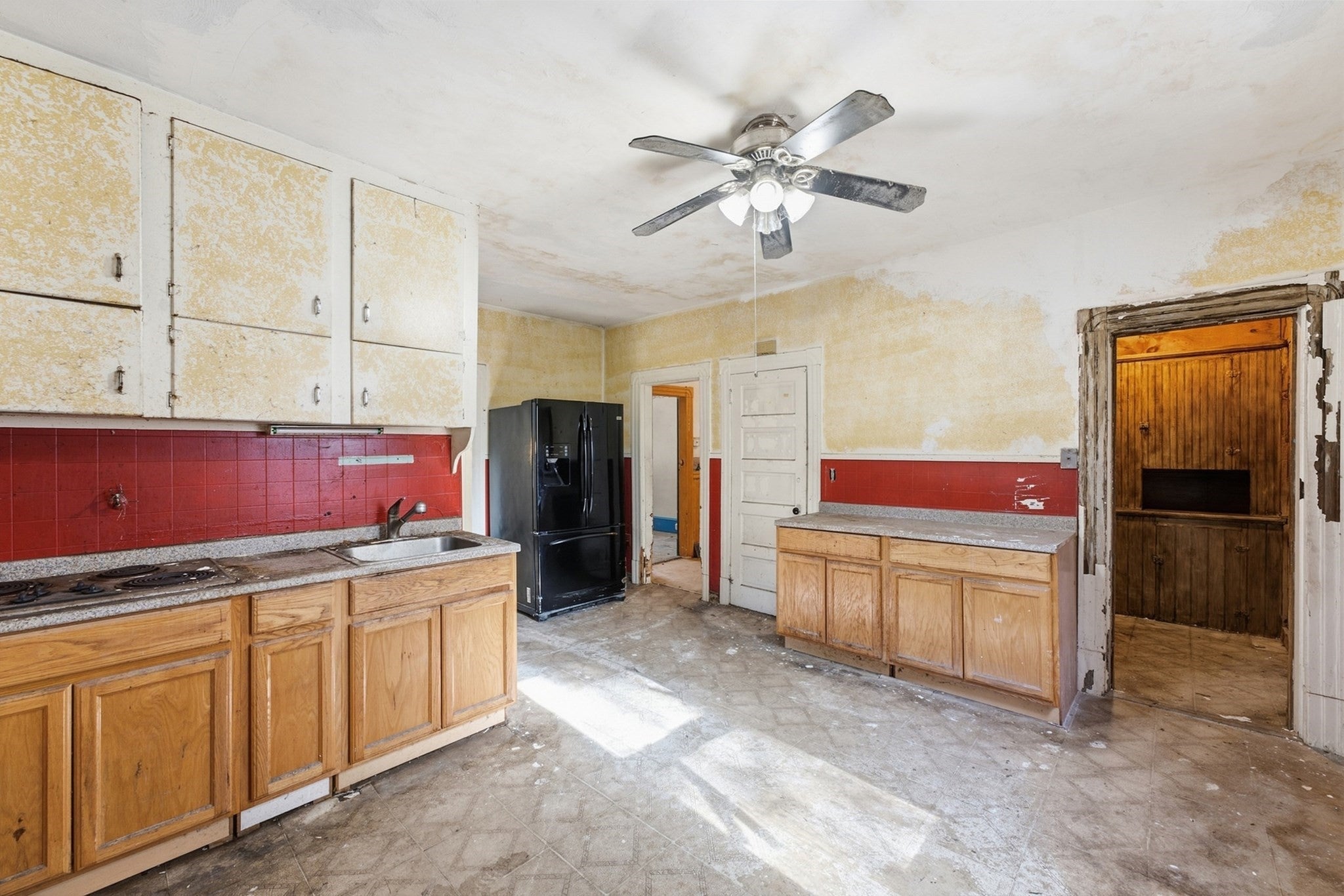 26 Fairmont Street, Chicopee, MA, 26 Fairmont Street, Chicopee, MA Photo #5