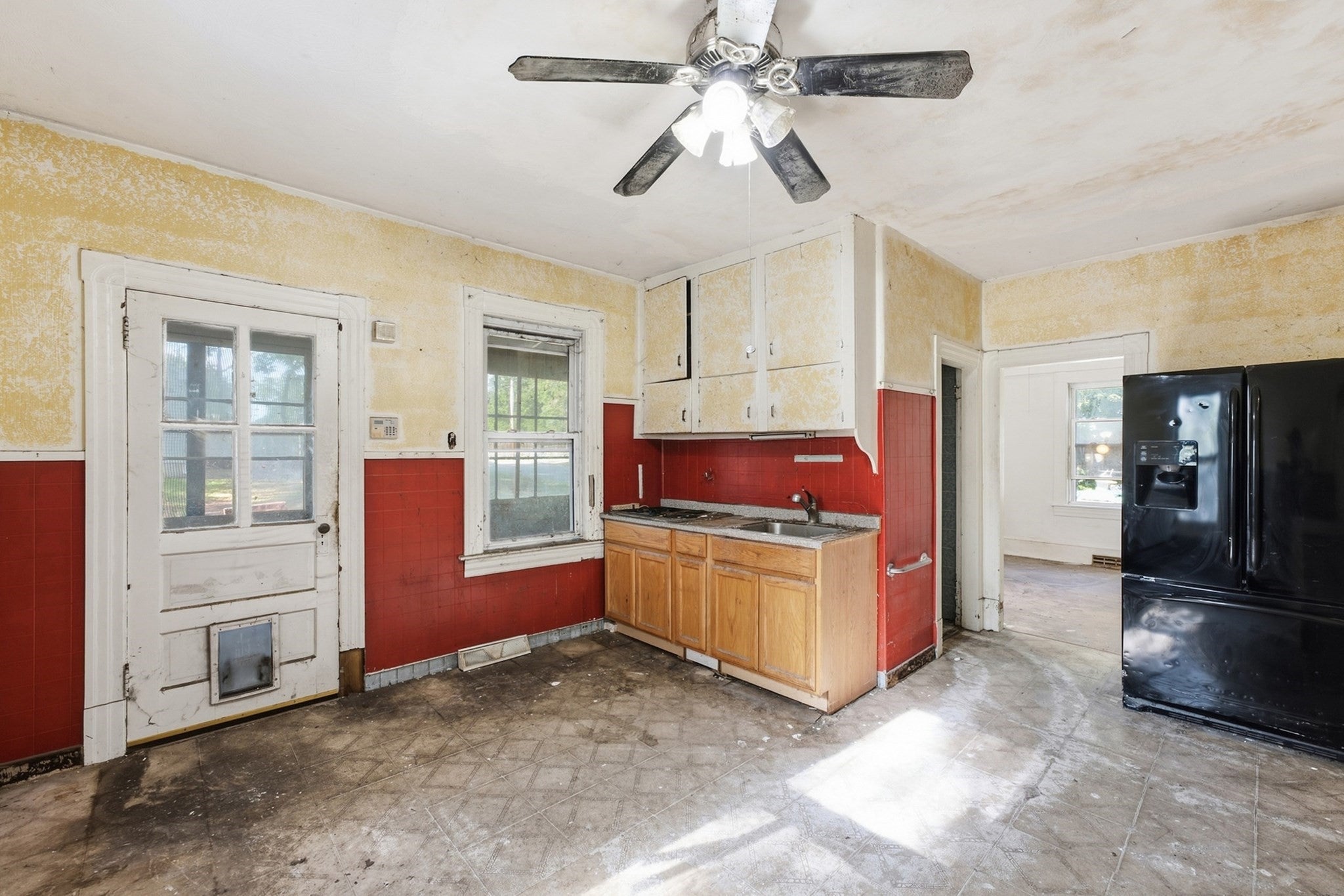 26 Fairmont Street, Chicopee, MA, 26 Fairmont Street, Chicopee, MA Photo #4