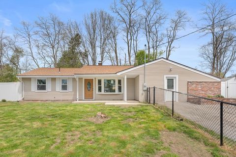 Photo of 14 Temi Rd, Brockton, MA 02302 (MLS # 73514442)