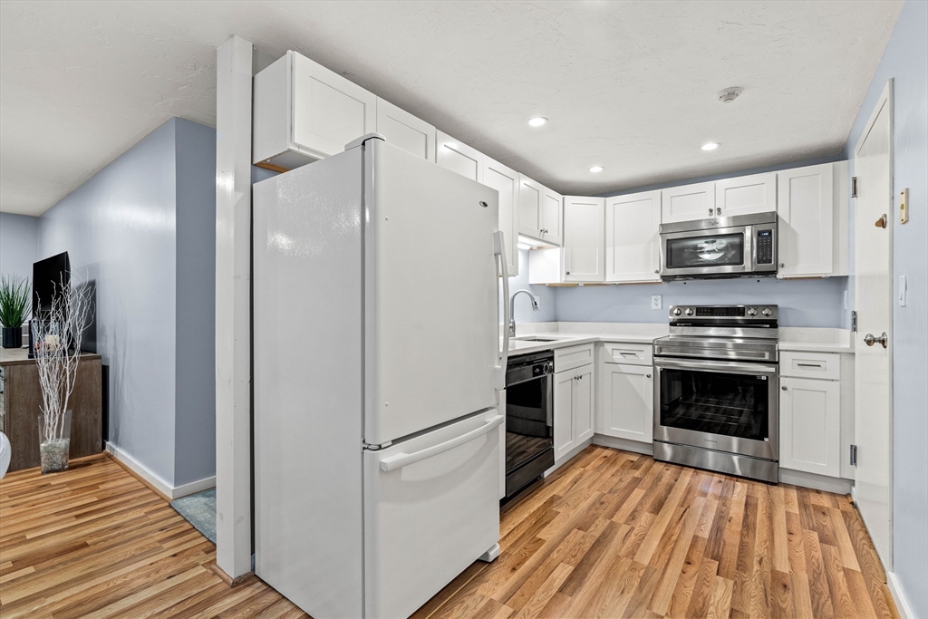 189 Littleton Rd 7
