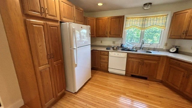 32 Station Ave, Upton, MA Photo #13