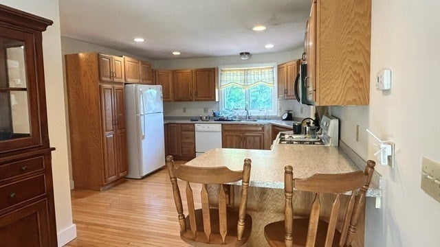 32 Station Ave, Upton, MA Photo #12