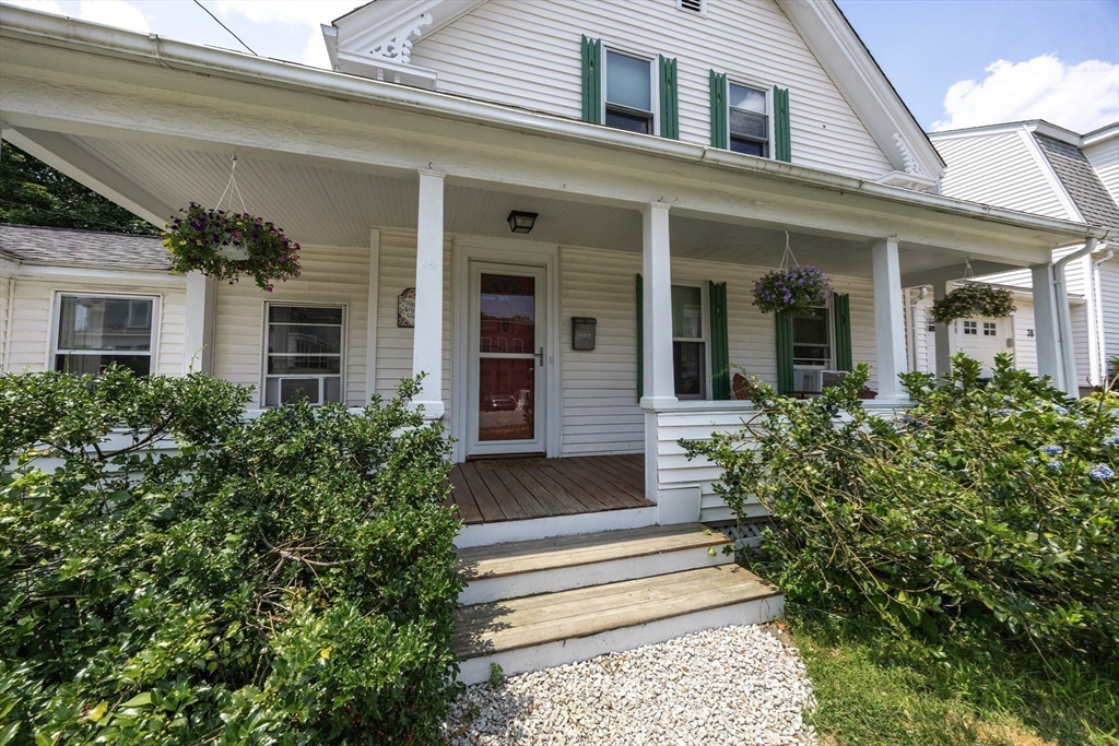 36 Ruggles St