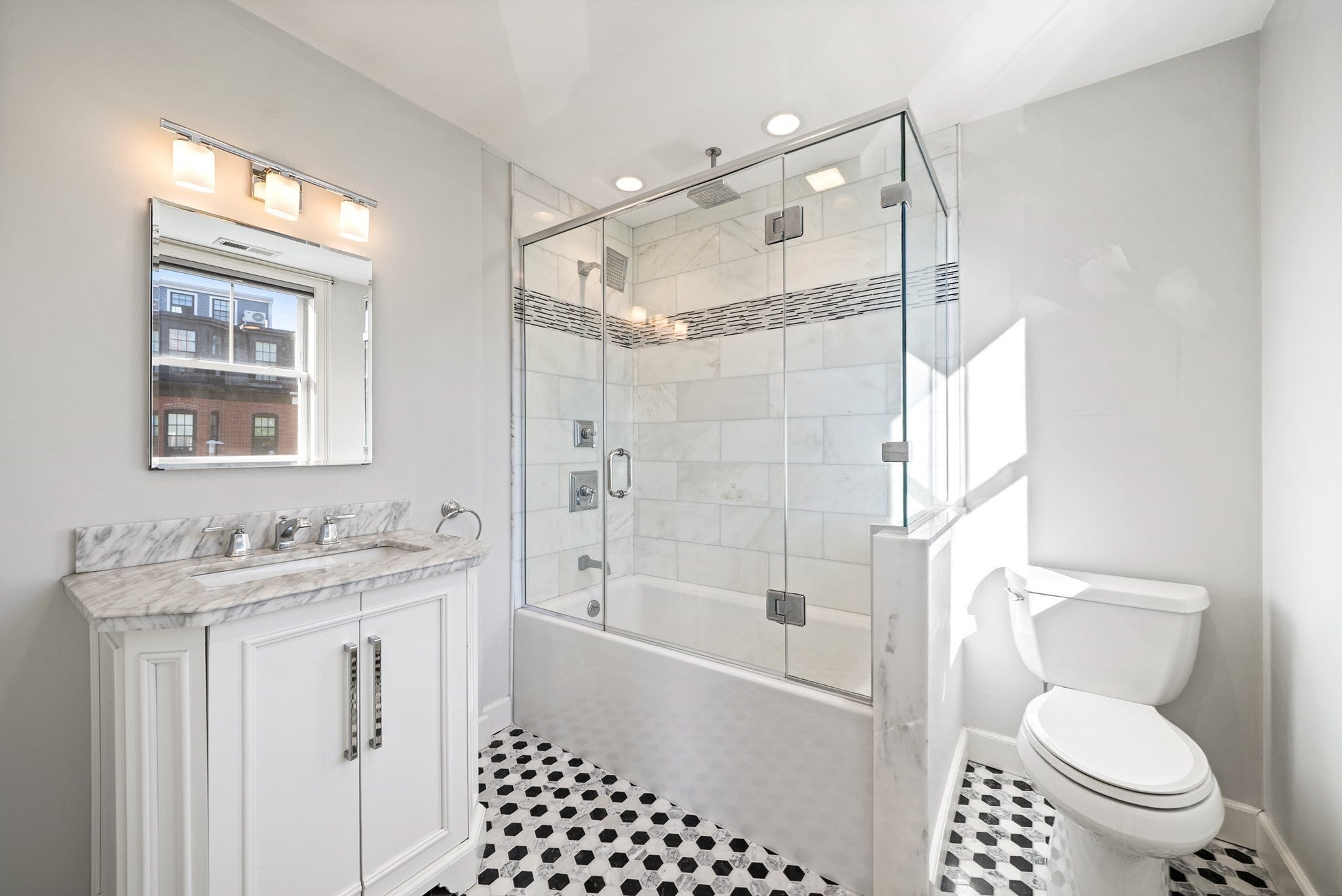 786 East Fourth Street #2, Boston, MA, 786 East Fourth Street #2, Boston, MA Photo #4