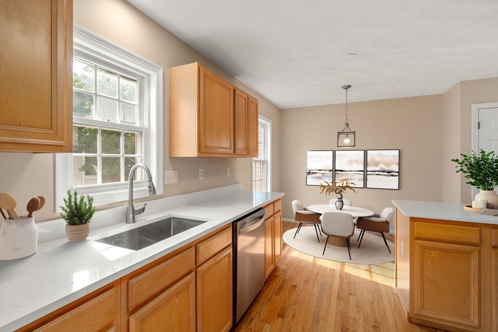 555 Main St 6