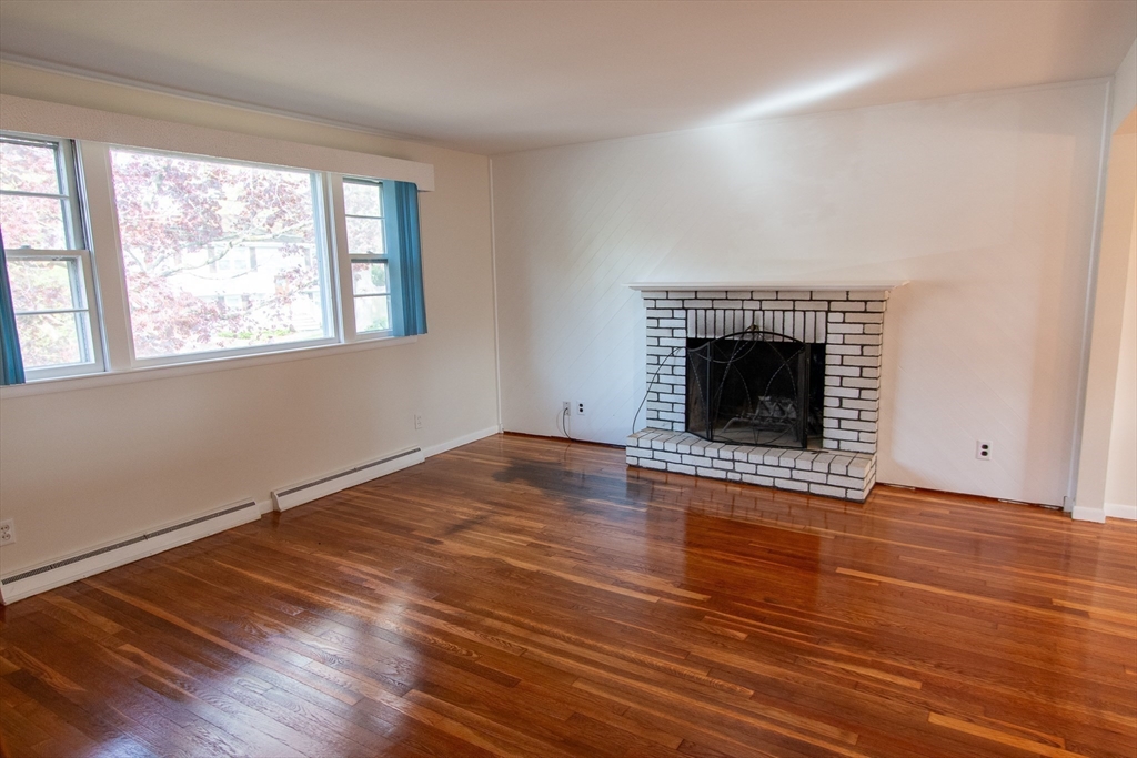 34 Cottage Grove Ave