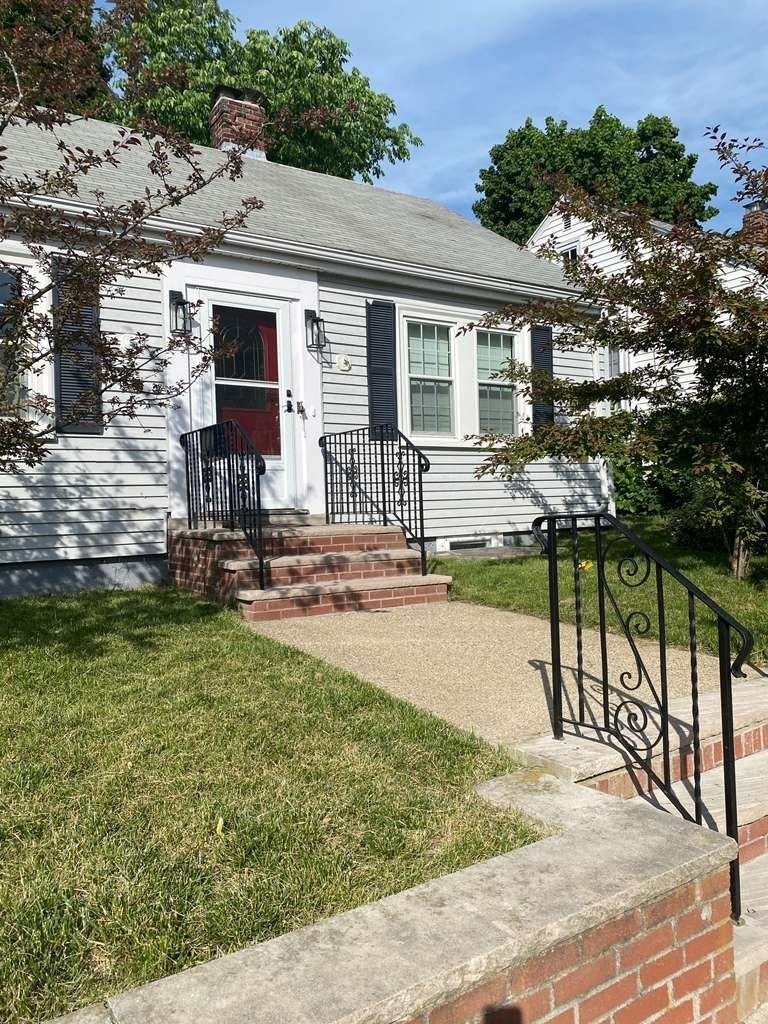 41 Bronx Rd, Boston MA 02132