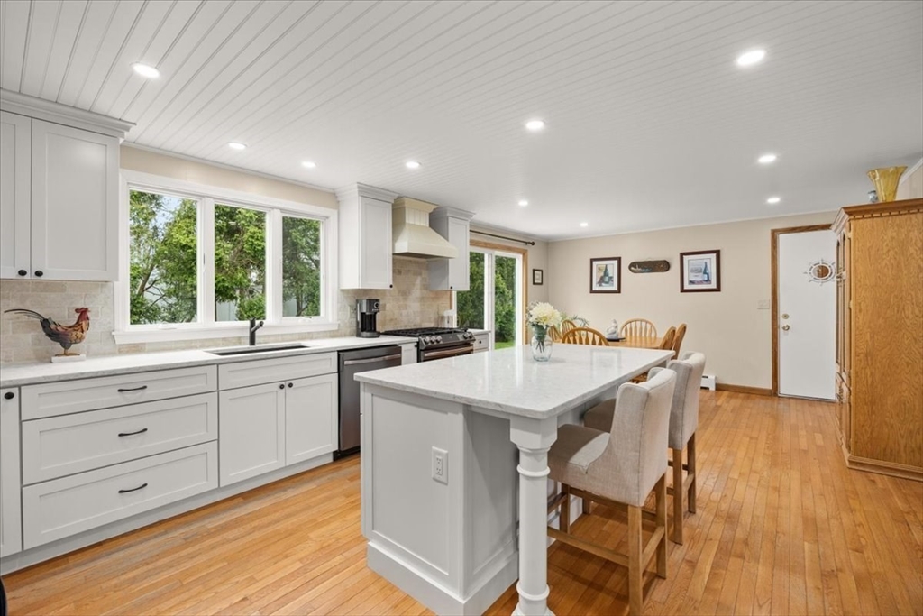 34 Windsor Way, Mashpee, MA Photo #10