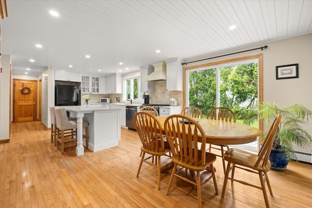 34 Windsor Way, Mashpee, MA Photo #16